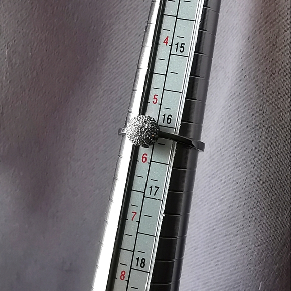 Petite Pavé Silver ring size 5.5 - Picture 2 of 6